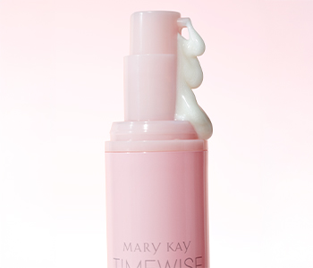 Product Shot of Mary Kay TimeWise Replenishing Serum C+E